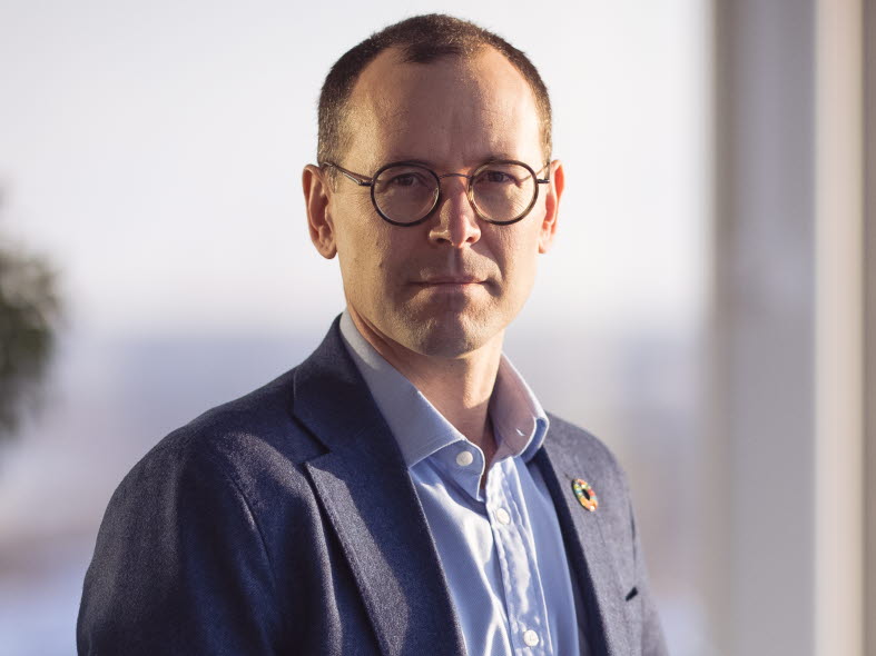 Jonas Söderberg - Head of Corporate & Private Customers division Profile picture of Jonas Söderberg.