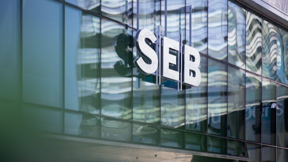 SEB building with logo